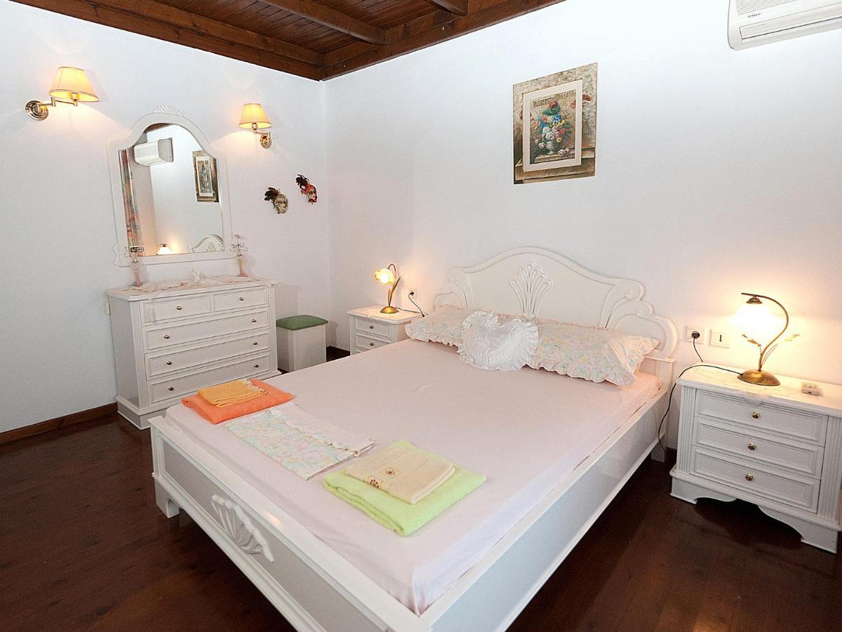 Sweet Memories Beach Houses Mesongí Zimmer foto